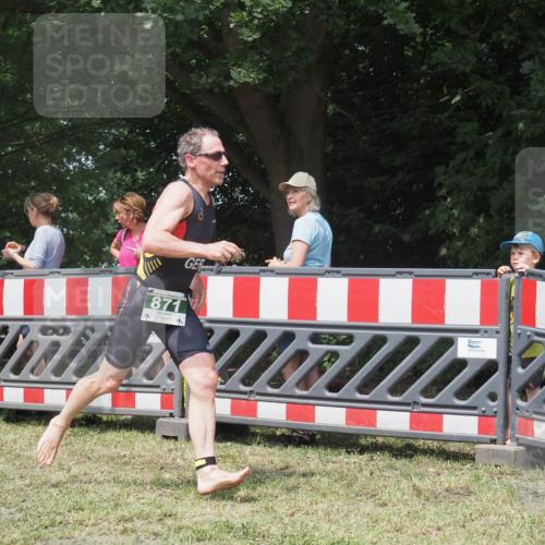 21.06.2025 - 27. Vierlanden-Triathlon KatJ http://msf.ph/oto/7991018 15.06.2025 12:30:43 Laufen  meine-sportfotos.de