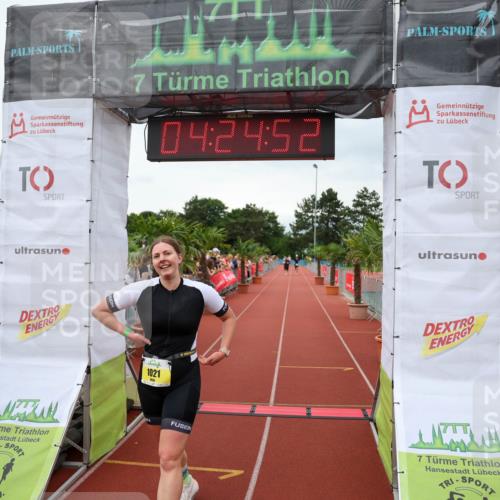 15.06.2025 - 7 Türme Triathlon Michael Strokosch http://msf.ph/oto/7991031 15.06.2025 14:24:52 Ziel 575, 764, 1021, 1046 meine-sportfotos.de