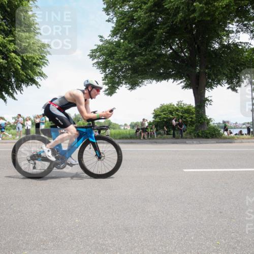 15.06.2025 - 7 Türme Triathlon Yannick Fuchs http://msf.ph/oto/7991038 15.06.2025 13:19:54 Radfahren 278, 497, 549, 628, 638, 656 meine-sportfotos.de