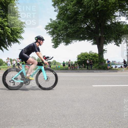 15.06.2025 - 7 Türme Triathlon Yannick Fuchs http://msf.ph/oto/7991092 15.06.2025 13:20:04 Radfahren 429, 588, 871 meine-sportfotos.de