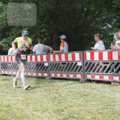 21.06.2025 - 27. Vierlanden-Triathlon KatJ http://msf.ph/oto/7991114 15.06.2025 12:30:55 Laufen  meine-sportfotos.de