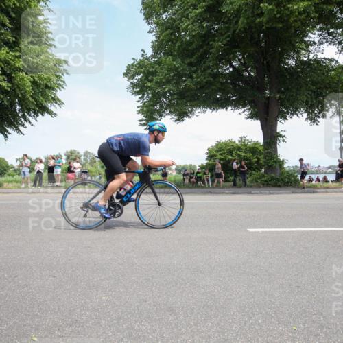15.06.2025 - 7 Türme Triathlon Yannick Fuchs http://msf.ph/oto/7991158 15.06.2025 13:20:59 Radfahren 387, 466, 914 meine-sportfotos.de