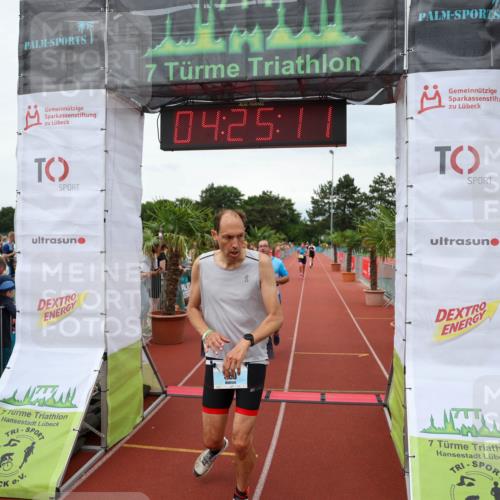 15.06.2025 - 7 Türme Triathlon Michael Strokosch http://msf.ph/oto/7991218 15.06.2025 14:25:11 Ziel 380, 932, 977, 1030 meine-sportfotos.de