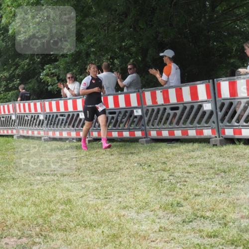 21.06.2025 - 27. Vierlanden-Triathlon KatJ http://msf.ph/oto/7991228 15.06.2025 12:31:37 Laufen  meine-sportfotos.de