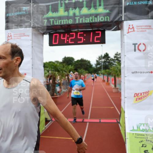 15.06.2025 - 7 Türme Triathlon Michael Strokosch http://msf.ph/oto/7991242 15.06.2025 14:25:11 Ziel 380, 932, 977, 1030 meine-sportfotos.de