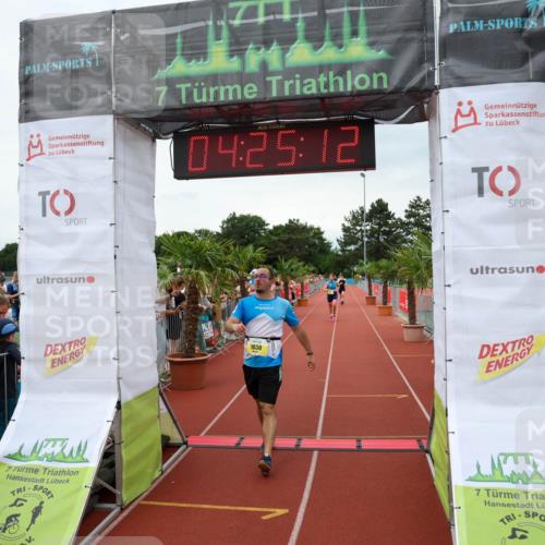 15.06.2025 - 7 Türme Triathlon Michael Strokosch http://msf.ph/oto/7991254 15.06.2025 14:25:12 Ziel 380, 977, 1030 meine-sportfotos.de