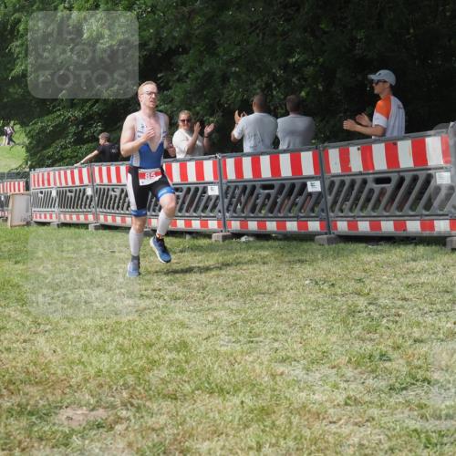 21.06.2025 - 27. Vierlanden-Triathlon KatJ http://msf.ph/oto/7991415 15.06.2025 12:33:32 Laufen  meine-sportfotos.de