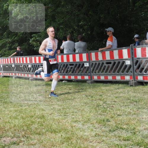 21.06.2025 - 27. Vierlanden-Triathlon KatJ http://msf.ph/oto/7991432 15.06.2025 12:33:32 Laufen  meine-sportfotos.de