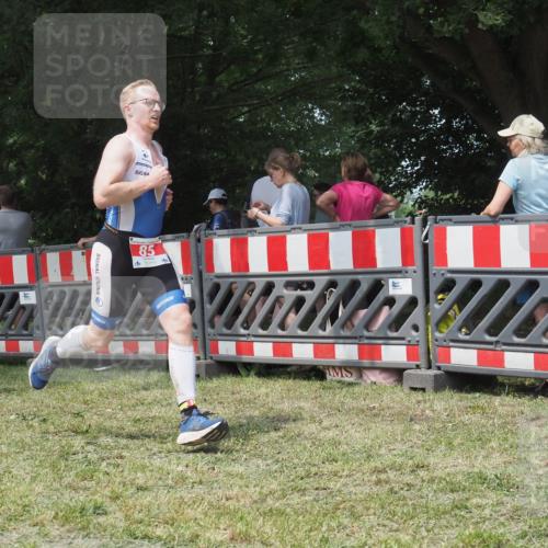 21.06.2025 - 27. Vierlanden-Triathlon KatJ http://msf.ph/oto/7991461 15.06.2025 12:33:33 Laufen  meine-sportfotos.de