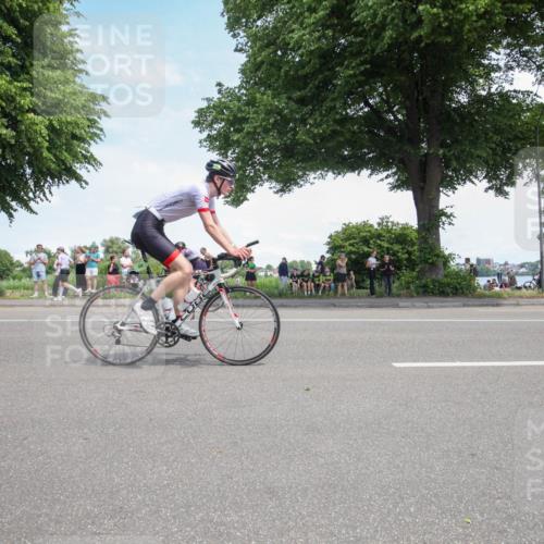 15.06.2025 - 7 Türme Triathlon Yannick Fuchs http://msf.ph/oto/7991489 15.06.2025 13:23:55 Radfahren 458, 471, 591, 874, 908, 1016 meine-sportfotos.de