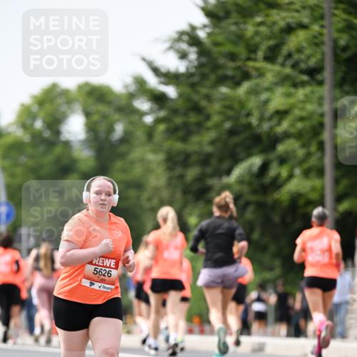 15.06.2025 - REWE Women's Run Dr. Thomas Lammeyer http://msf.ph/oto/7991497 15.06.2025 10:50:36 Laufen 5626 meine-sportfotos.de