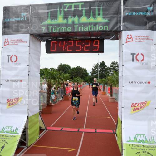 15.06.2025 - 7 Türme Triathlon Michael Strokosch http://msf.ph/oto/7991550 15.06.2025 14:25:29 Ziel 847, 994 meine-sportfotos.de
