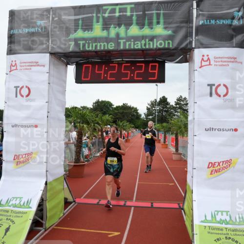 15.06.2025 - 7 Türme Triathlon Michael Strokosch http://msf.ph/oto/7991566 15.06.2025 14:25:29 Ziel 847, 994 meine-sportfotos.de