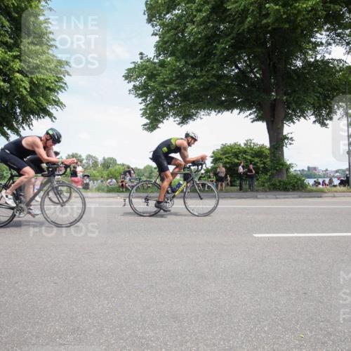 15.06.2025 - 7 Türme Triathlon Yannick Fuchs http://msf.ph/oto/7991568 15.06.2025 13:24:28 Radfahren 215, 397, 543, 640, 930, 1072, 1182 meine-sportfotos.de