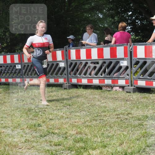 21.06.2025 - 27. Vierlanden-Triathlon KatJ http://msf.ph/oto/7991587 15.06.2025 12:33:53 Laufen  meine-sportfotos.de