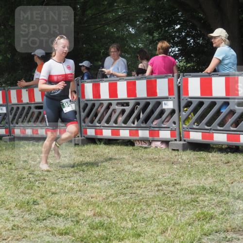 21.06.2025 - 27. Vierlanden-Triathlon KatJ http://msf.ph/oto/7991601 15.06.2025 12:33:53 Laufen  meine-sportfotos.de