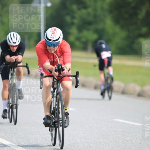 15.06.2025 - 27. Vierlanden-Triathlon H.Heesch http://msf.ph/oto/7991607 15.06.2025 10:00:36 Radfahren 3, 65, 106, 127, 160 meine-sportfotos.de
