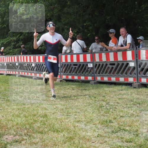 21.06.2025 - 27. Vierlanden-Triathlon KatJ http://msf.ph/oto/7991708 15.06.2025 12:34:18 Laufen  meine-sportfotos.de