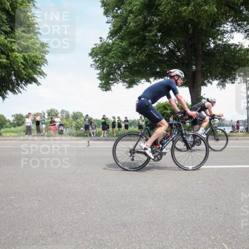 15.06.2025 - 7 Türme Triathlon Yannick Fuchs http://msf.ph/oto/7991843 15.06.2025 13:25:45 Radfahren 562, 626, 734 meine-sportfotos.de