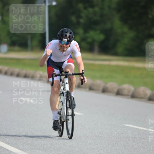 15.06.2025 - 27. Vierlanden-Triathlon H.Heesch http://msf.ph/oto/7991862 15.06.2025 10:02:10 Radfahren 59, 77, 139, 198, 224, 299 meine-sportfotos.de