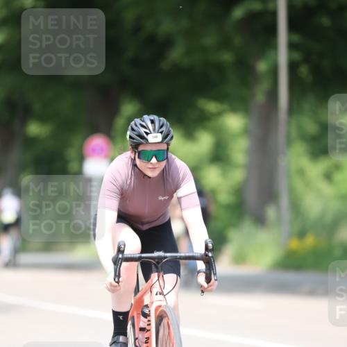 15.06.2025 - 7 Türme Triathlon Yannick Fuchs http://msf.ph/oto/7991879 15.06.2025 13:05:06 Radfahren 469 meine-sportfotos.de