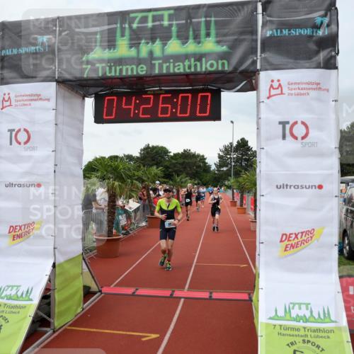 15.06.2025 - 7 Türme Triathlon Michael Strokosch http://msf.ph/oto/7991939 15.06.2025 14:25:59 Ziel 449, 639, 829 meine-sportfotos.de