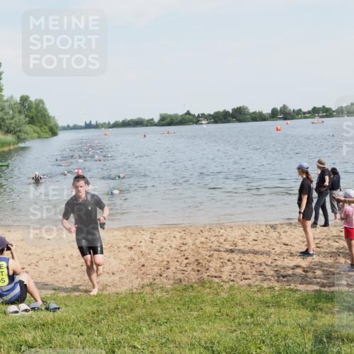 21.06.2025 - 27. Vierlanden-Triathlon MichiJ http://msf.ph/oto/7991990 15.06.2026 09:54:33 Schwimmen 253, 262, 294, 318, 354 meine-sportfotos.de
