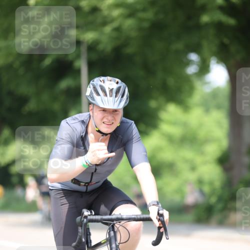 15.06.2025 - 7 Türme Triathlon Yannick Fuchs http://msf.ph/oto/7992015 15.06.2025 13:05:09 Radfahren 469 meine-sportfotos.de