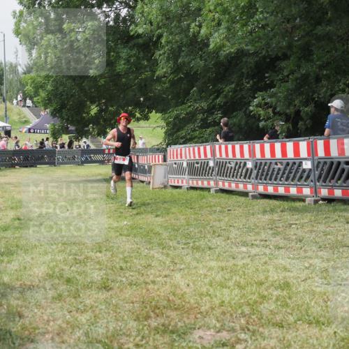 21.06.2025 - 27. Vierlanden-Triathlon KatJ http://msf.ph/oto/7992091 15.06.2025 12:35:10 Laufen  meine-sportfotos.de