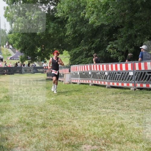 21.06.2025 - 27. Vierlanden-Triathlon KatJ http://msf.ph/oto/7992130 15.06.2025 12:35:11 Laufen  meine-sportfotos.de