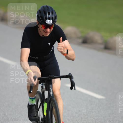 15.06.2025 - 27. Vierlanden-Triathlon H.Heesch http://msf.ph/oto/7992180 15.06.2025 10:08:56 Radfahren 109, 139, 167, 324 meine-sportfotos.de