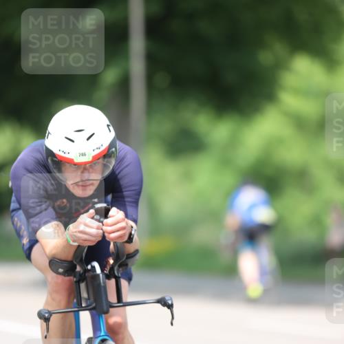 15.06.2025 - 7 Türme Triathlon Yannick Fuchs http://msf.ph/oto/7992236 15.06.2025 13:05:27 Radfahren 218, 292 meine-sportfotos.de