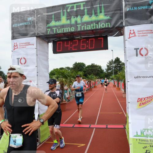 15.06.2025 - 7 Türme Triathlon Michael Strokosch http://msf.ph/oto/7992246 15.06.2025 14:26:06 Ziel 449, 562, 586, 639, 829, 867 meine-sportfotos.de