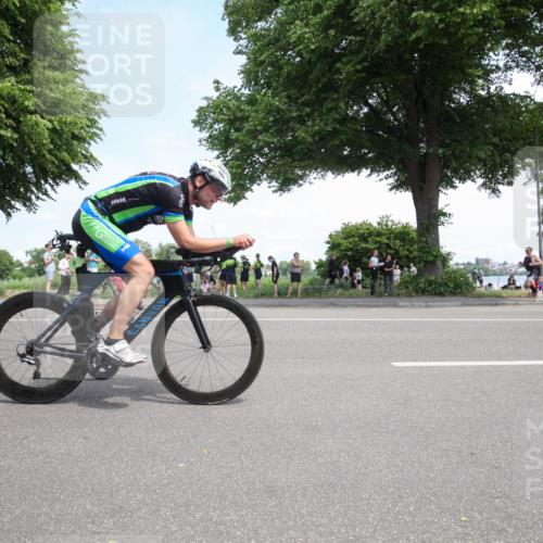 15.06.2025 - 7 Türme Triathlon Yannick Fuchs http://msf.ph/oto/7992267 15.06.2025 13:27:00 Radfahren 762, 998 meine-sportfotos.de