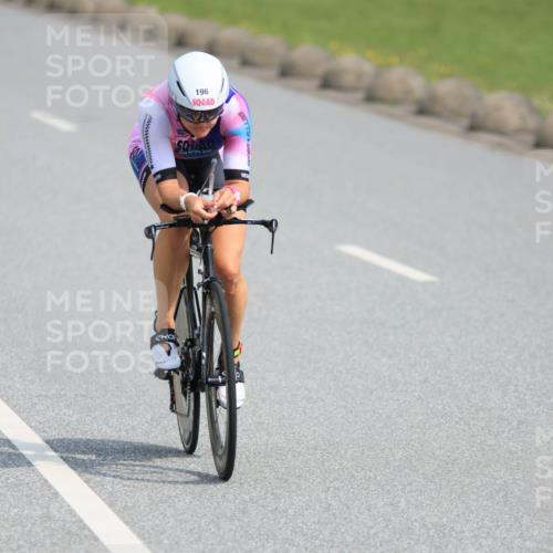 15.06.2025 - 27. Vierlanden-Triathlon H.Heesch http://msf.ph/oto/7992273 15.06.2025 10:11:05 Radfahren 41, 188, 196, 453 meine-sportfotos.de