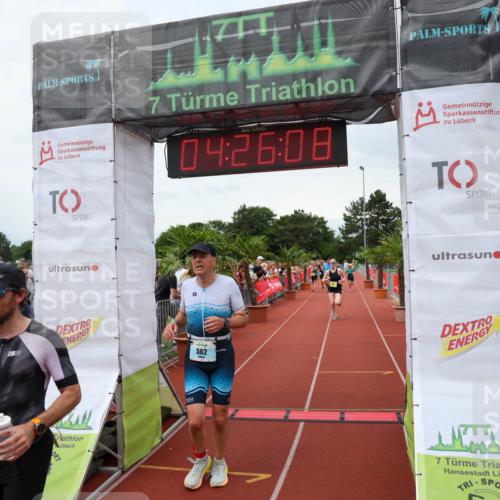 15.06.2025 - 7 Türme Triathlon Michael Strokosch http://msf.ph/oto/7992284 15.06.2025 14:26:07 Ziel 449, 562, 586, 639, 829, 867 meine-sportfotos.de