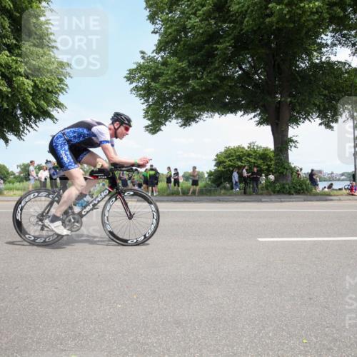15.06.2025 - 7 Türme Triathlon Yannick Fuchs http://msf.ph/oto/7992366 15.06.2025 13:27:41 Radfahren 331, 568, 723, 978 meine-sportfotos.de