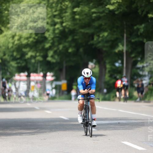 15.06.2025 - 7 Türme Triathlon Yannick Fuchs http://msf.ph/oto/7992416 15.06.2025 13:05:52 Radfahren 193, 421, 447, 548 meine-sportfotos.de