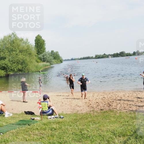 21.06.2025 - 27. Vierlanden-Triathlon MichiJ http://msf.ph/oto/7992517 15.06.2026 09:54:57 Schwimmen 319, 336, 344, 361 meine-sportfotos.de