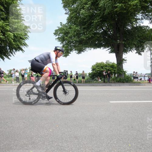 15.06.2025 - 7 Türme Triathlon Yannick Fuchs http://msf.ph/oto/7992521 15.06.2025 13:28:20 Radfahren 404, 438, 597, 649, 740, 792 meine-sportfotos.de