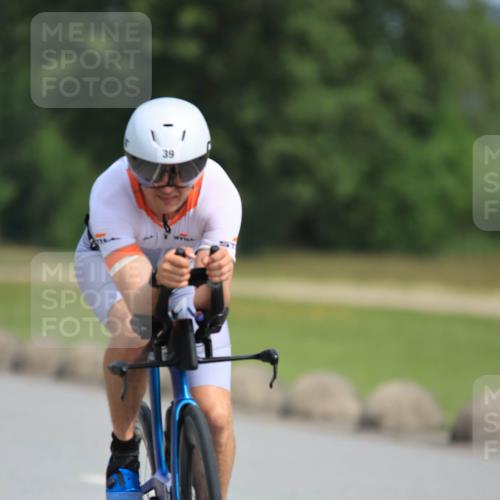 15.06.2025 - 27. Vierlanden-Triathlon H.Heesch http://msf.ph/oto/7992559 15.06.2025 10:16:40 Radfahren 39, 54, 188, 196, 362, 367 meine-sportfotos.de
