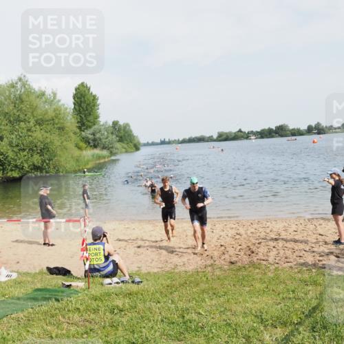 21.06.2025 - 27. Vierlanden-Triathlon MichiJ http://msf.ph/oto/7992572 15.06.2026 09:54:58 Schwimmen 319, 336, 344, 361 meine-sportfotos.de