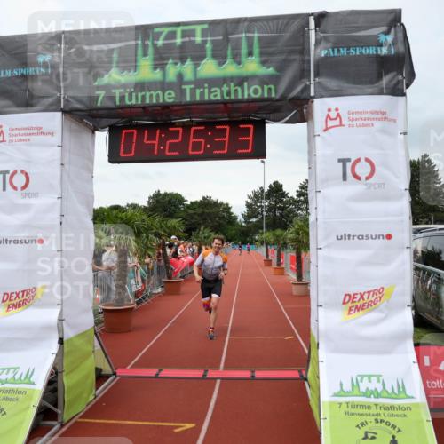 15.06.2025 - 7 Türme Triathlon Michael Strokosch http://msf.ph/oto/7992591 15.06.2025 14:26:33 Ziel 438, 725 meine-sportfotos.de