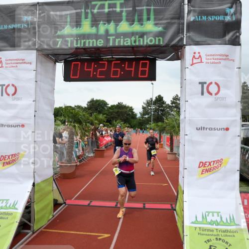15.06.2025 - 7 Türme Triathlon Michael Strokosch http://msf.ph/oto/7992676 15.06.2025 14:26:48 Ziel 385, 1022, 1194 meine-sportfotos.de
