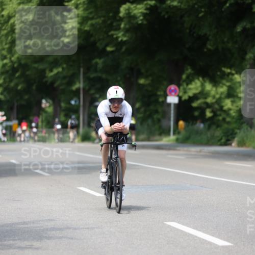 15.06.2025 - 7 Türme Triathlon Yannick Fuchs http://msf.ph/oto/7992713 15.06.2025 13:06:06 Radfahren 794, 972 meine-sportfotos.de