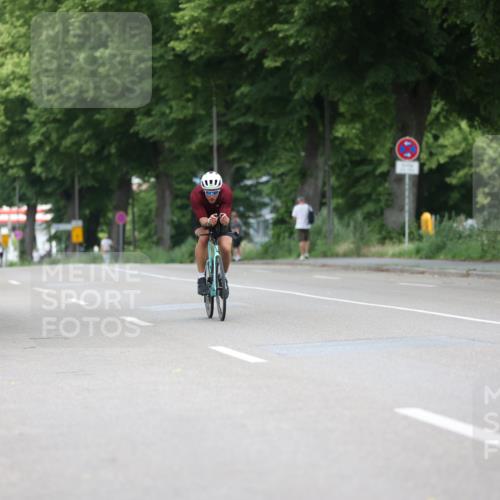 15.06.2025 - 7 Türme Triathlon Yannick Fuchs http://msf.ph/oto/7992757 15.06.2025 12:03:07 Radfahren  meine-sportfotos.de