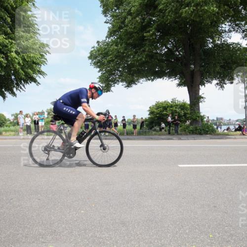 15.06.2025 - 7 Türme Triathlon Yannick Fuchs http://msf.ph/oto/7992764 15.06.2025 13:28:57 Radfahren 339, 558, 592, 680, 745, 1006, 1045 meine-sportfotos.de
