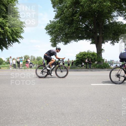 15.06.2025 - 7 Türme Triathlon Yannick Fuchs http://msf.ph/oto/7992768 15.06.2025 13:28:57 Radfahren 339, 558, 592, 680, 745, 1006, 1045 meine-sportfotos.de