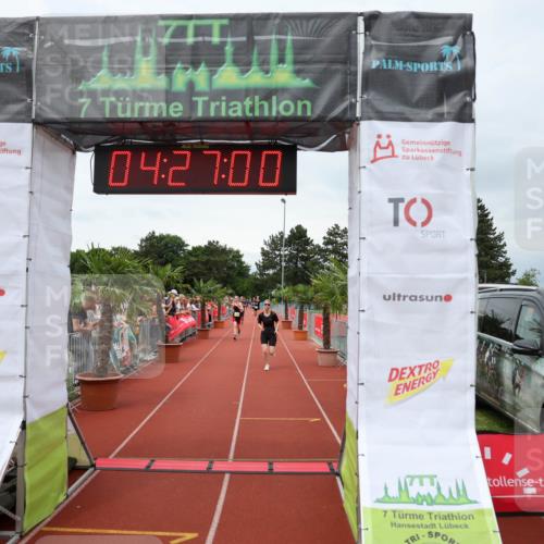 15.06.2025 - 7 Türme Triathlon Michael Strokosch http://msf.ph/oto/7992783 15.06.2025 14:27:00 Ziel 908, 1040 meine-sportfotos.de