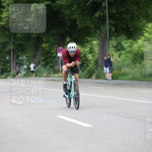 15.06.2025 - 7 Türme Triathlon Yannick Fuchs http://msf.ph/oto/7992816 15.06.2025 12:03:08 Radfahren  meine-sportfotos.de